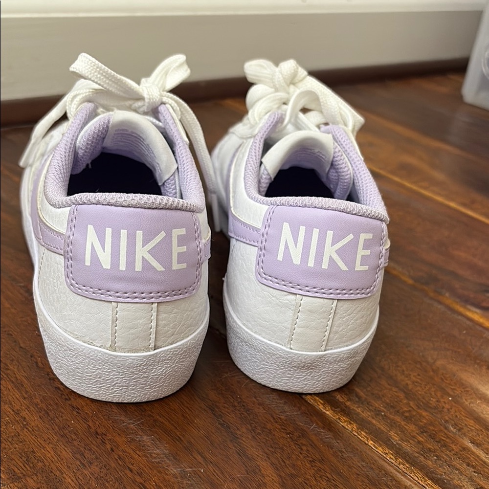 Nike Blazer '77 Low Top 4Y - Picture 4 of 8